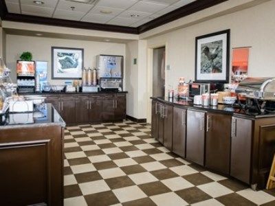 Hotel Hampton Victoria