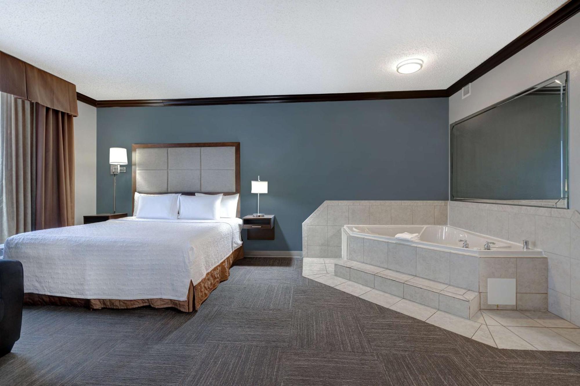 Hampton Hotel