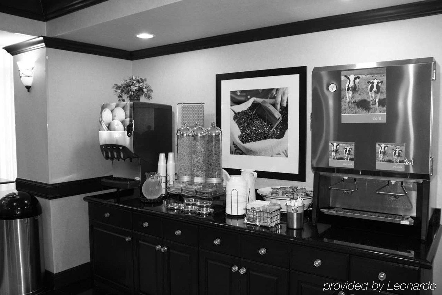 Hampton Hotel 3*