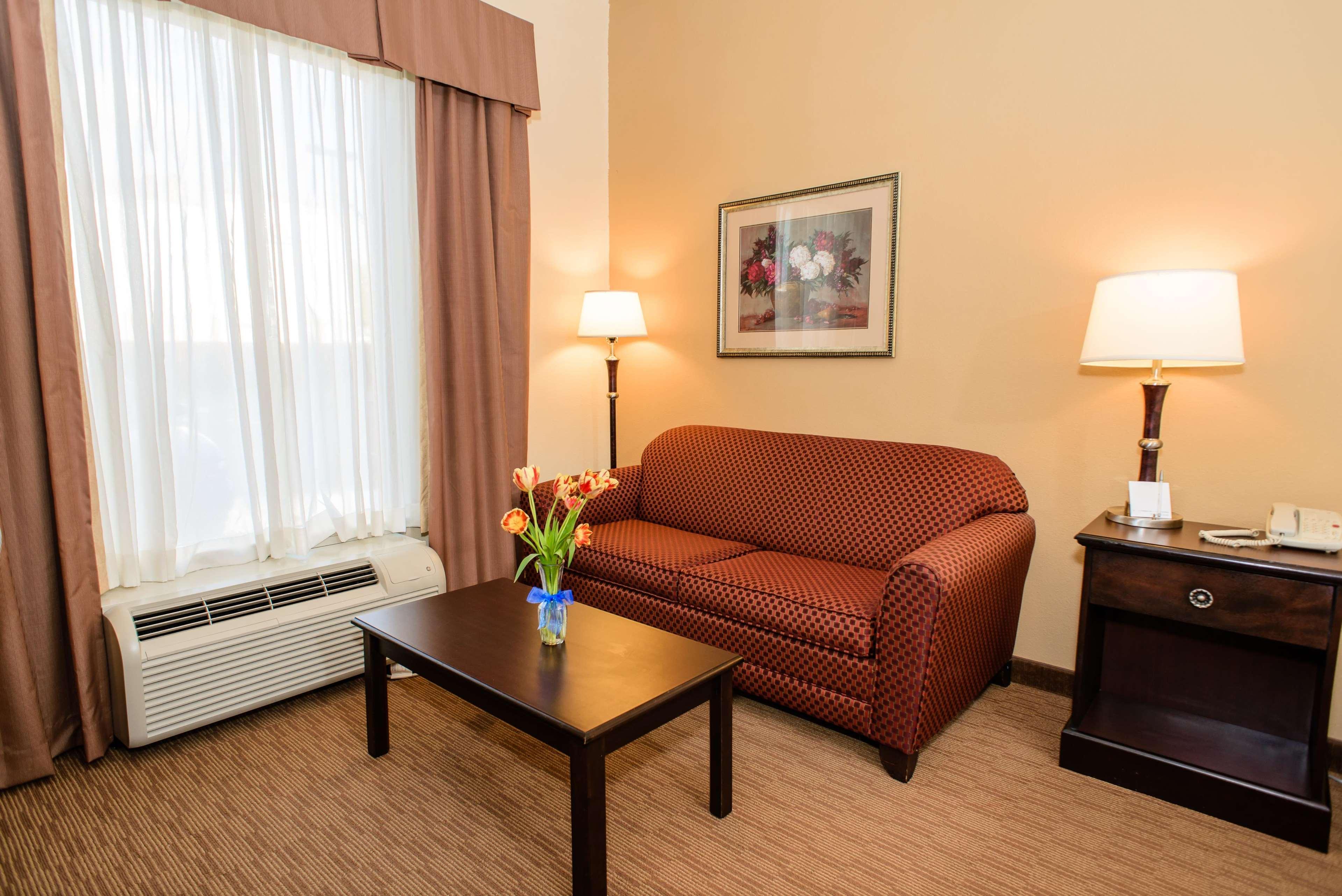 Hampton Hotel Victoria